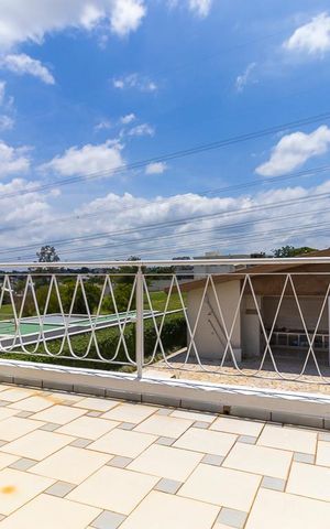 Casa à venda com 700m², 5 quartos e 8 vagas Casa à venda com 700m², 5 quartos e 8 vagasQuarto 3 - Suíte 3