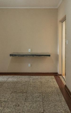 Casa para alugar com 265m², 3 quartos e 4 vagas Casa para alugar com 265m², 3 quartos e 4 vagasSala de Jantar