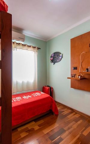 Casa à venda com 187m², 3 quartos e 4 vagas Casa à venda com 187m², 3 quartos e 4 vagasQuarto 1