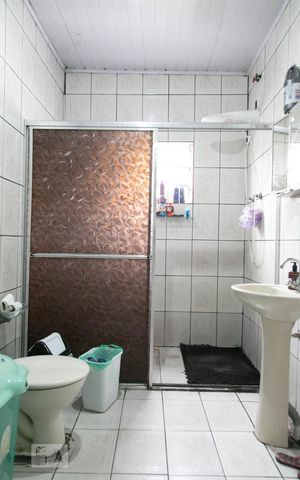 Casa à venda com 120m², 3 quartos e 2 vagasBanheiro 1