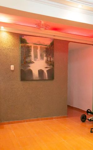 Casa à venda com 120m², 3 quartos e 2 vagasSala