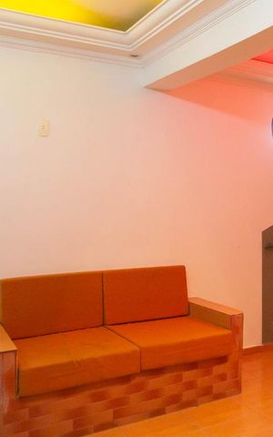 Casa à venda com 120m², 3 quartos e 2 vagasSala