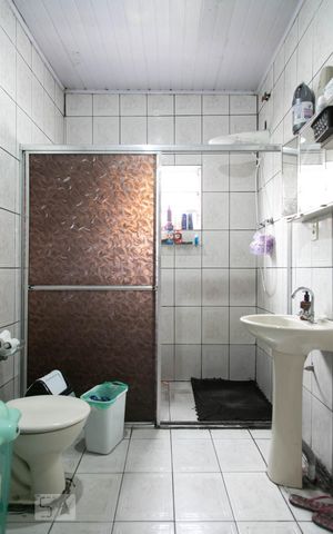 Casa à venda com 120m², 3 quartos e 2 vagasBanheiro 1