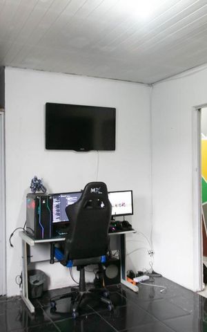 Casa à venda com 120m², 3 quartos e 2 vagasQuarto 2