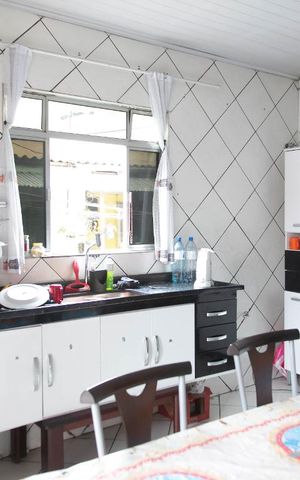 Casa à venda com 120m², 3 quartos e 2 vagasCozinha