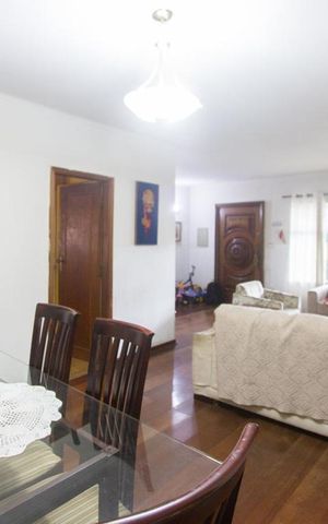 Casa à venda com 400m², 5 quartos e 4 vagasSala