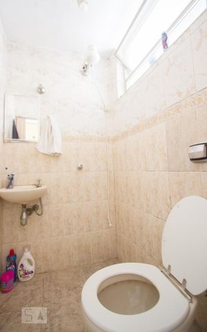 Casa à venda com 400m², 5 quartos e 4 vagasBanheiro Edícula