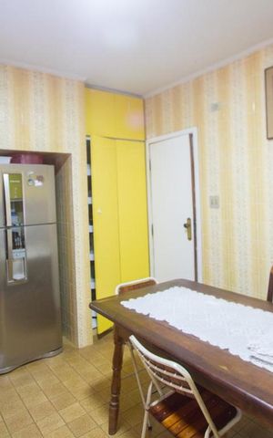 Casa à venda com 400m², 5 quartos e 4 vagasCozinha