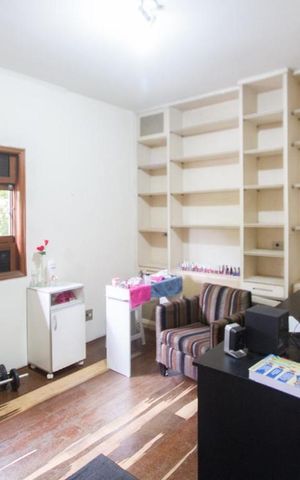 Casa à venda com 400m², 5 quartos e 4 vagasSuíte 1