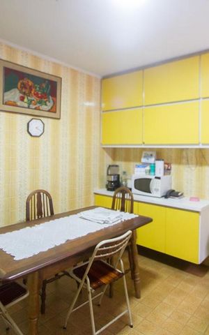 Casa à venda com 400m², 5 quartos e 4 vagasCozinha