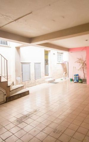 Casa à venda com 400m², 5 quartos e 4 vagasGaragem 1