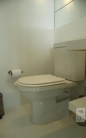 Apartamento à venda com 600m², 6 quartos e 5 vagasLavabo 2