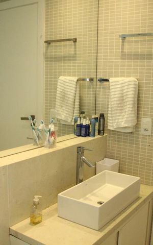 Apartamento à venda com 600m², 6 quartos e 5 vagasBanheiro da Suíte 2