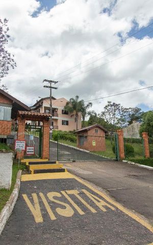 Casa de condomínio à venda com 304m², 4 quartos e 3 vagas Casa de condomínio à venda com 304m², 4 quartos e 3 vagasFachada do Condomínio