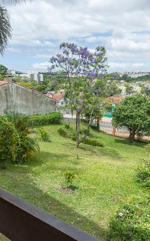 Casa de condomínio à venda com 304m², 4 quartos e 3 vagas Casa de condomínio à venda com 304m², 4 quartos e 3 vagasvista da Sacada Sala