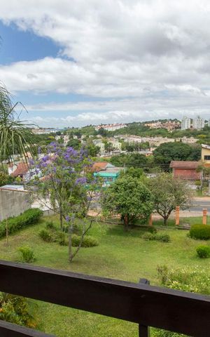 Casa de condomínio à venda com 304m², 4 quartos e 3 vagas Casa de condomínio à venda com 304m², 4 quartos e 3 vagasVista da Suíte