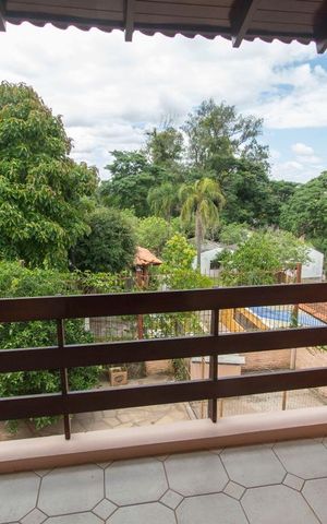 Casa de condomínio à venda com 304m², 4 quartos e 3 vagas Casa de condomínio à venda com 304m², 4 quartos e 3 vagasVista do Quarto 4