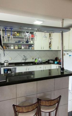 Casa de condomínio à venda com 304m², 4 quartos e 3 vagas Casa de condomínio à venda com 304m², 4 quartos e 3 vagasCozinha