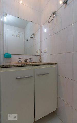 Apartamento para alugar com 58m², 2 quartos e 2 vagas Apartamento para alugar com 58m², 2 quartos e 2 vagasBanheiro Quarto 2 - Suíte