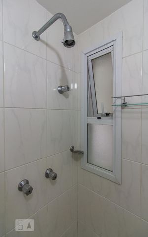 Apartamento para alugar com 58m², 2 quartos e 2 vagas Apartamento para alugar com 58m², 2 quartos e 2 vagasBanheiro Social