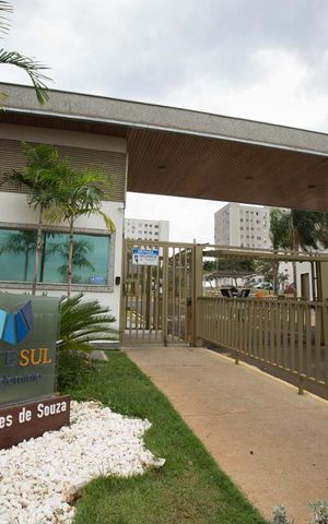 Apartamento para alugar com 48m², 2 quartos e 1 vagaFachada