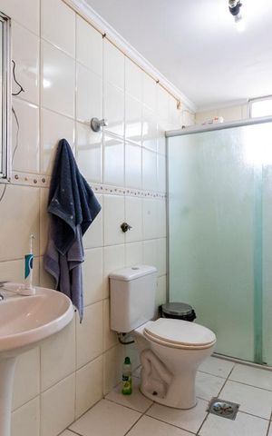 Apartamento para alugar com 72m², 2 quartos e sem vagaBanheiro