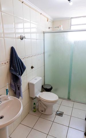 Apartamento para alugar com 72m², 2 quartos e sem vagaBanheiro