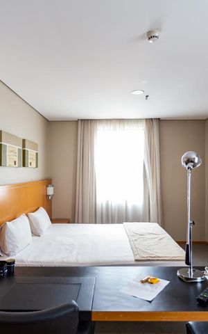 Studio à venda com 32m², 1 quarto e 1 vaga Studio à venda com 32m², 1 quarto e 1 vagaStudio