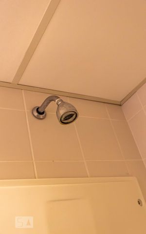 Studio à venda com 32m², 1 quarto e 1 vaga Studio à venda com 32m², 1 quarto e 1 vagaChuveiro