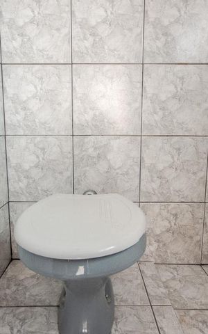 Casa para alugar com 161m², 4 quartos e 3 vagasBanheiro- Casa 02