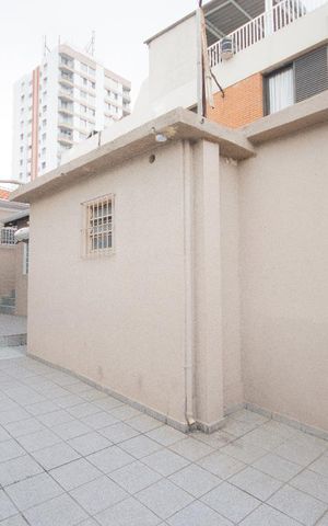 Casa para alugar com 161m², 4 quartos e 3 vagasQuintal