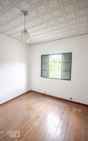 Casa para alugar com 161m², 4 quartos e 3 vagasQuarto 2- Casa 02