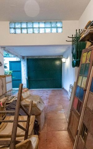 Casa à venda com 220m², 4 quartos e 2 vagasgaragem