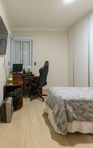 Casa de condomínio à venda com 320m², 4 quartos e 4 vagas Casa de condomínio à venda com 320m², 4 quartos e 4 vagasSuíte 3