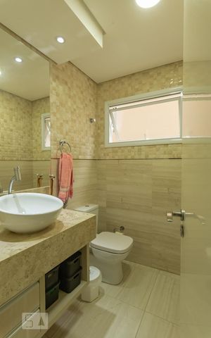 Casa de condomínio à venda com 320m², 4 quartos e 4 vagas Casa de condomínio à venda com 320m², 4 quartos e 4 vagasLavabo