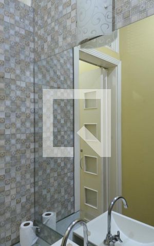 Casa à venda com 170m², 3 quartos e 2 vagasBanheiro 2