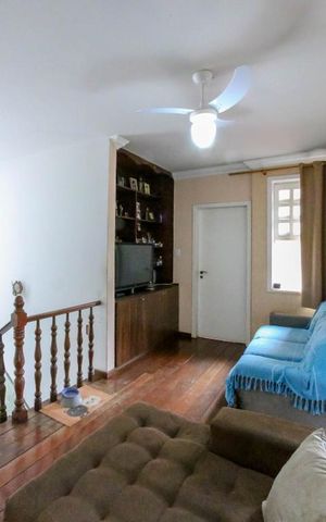 Casa à venda com 410m², 5 quartos e 4 vagas Casa à venda com 410m², 5 quartos e 4 vagasSala 3