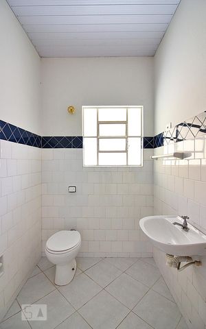 Casa à venda com 161m², 3 quartos e 3 vagasBanheiro da Edícula 