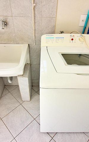 Casa à venda com 161m², 3 quartos e 3 vagasLavanderia