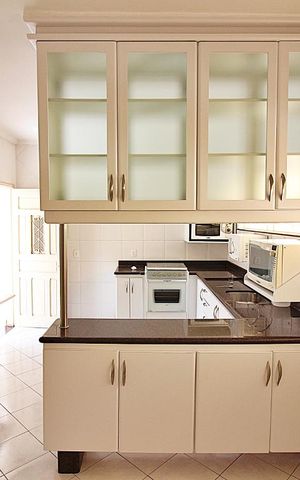 Casa à venda com 161m², 3 quartos e 3 vagasCozinha