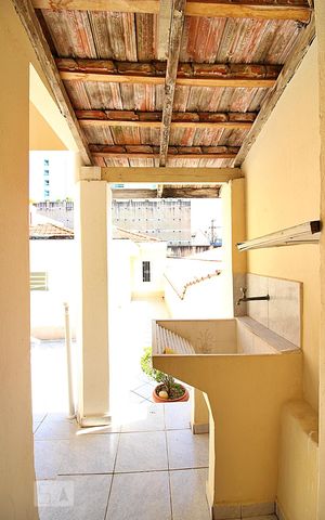 Casa à venda com 161m², 3 quartos e 3 vagasLavanderia da Edícula 