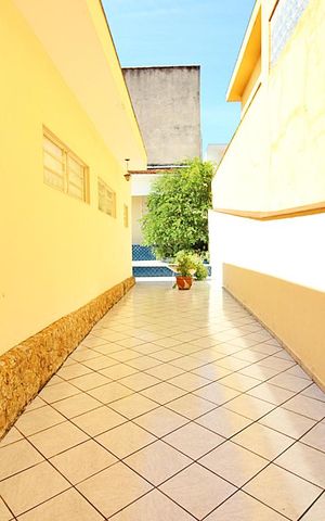 Casa à venda com 161m², 3 quartos e 3 vagasGaragem