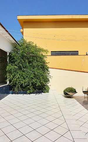 Casa à venda com 161m², 3 quartos e 3 vagasQuintal