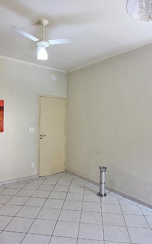 Casa à venda com 161m², 3 quartos e 3 vagasSala
