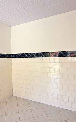 Casa à venda com 161m², 3 quartos e 3 vagasCozinha da Edícula 