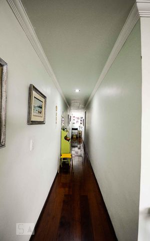 Apartamento à venda com 179m², 4 quartos e 3 vagasCorredor