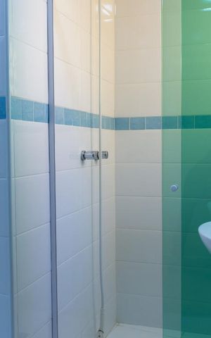 Casa para alugar com 800m², 4 quartos e 8 vagasBanheiro 1