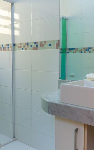 Casa para alugar com 800m², 4 quartos e 8 vagasBanheiro da Suíte 1 