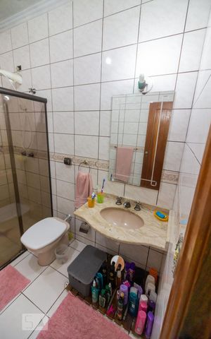 Casa à venda com 475m², 3 quartos e 6 vagasBanheiro Social