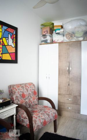 Casa à venda com 138m², 3 quartos e 2 vagasQuarto 2